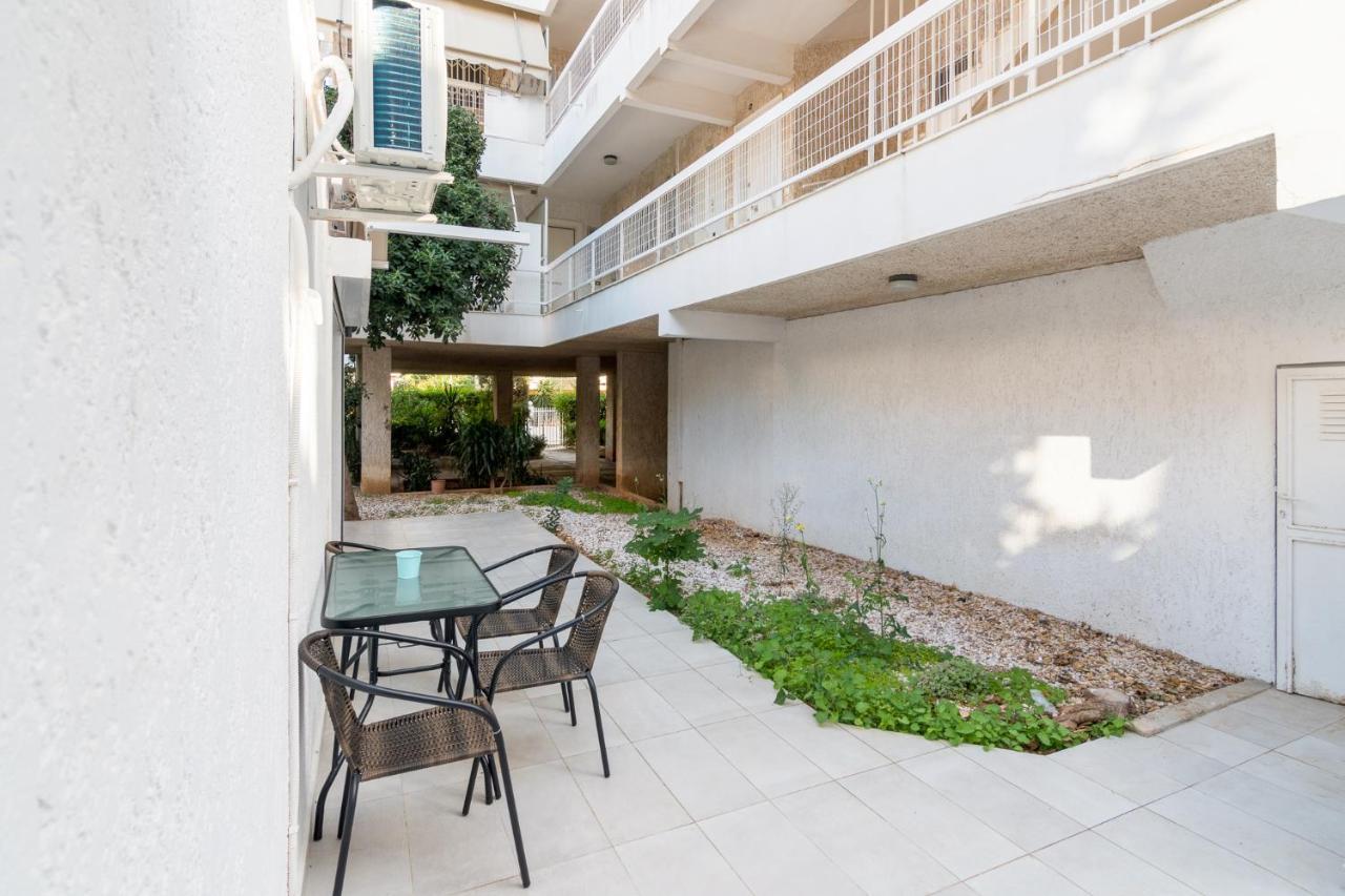 Apartment For 3 Ppl In Varkiza Exterior foto